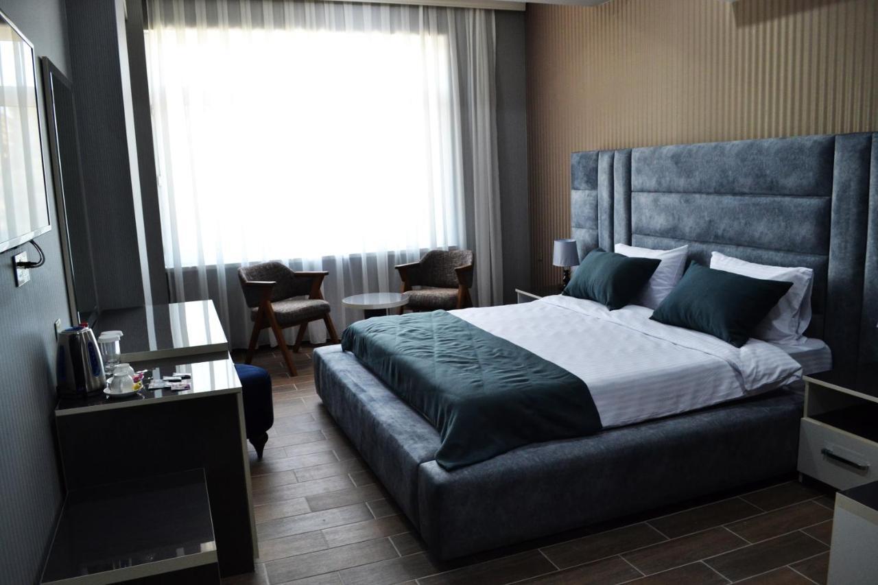 Supreme Hotel Baku Exterior photo
