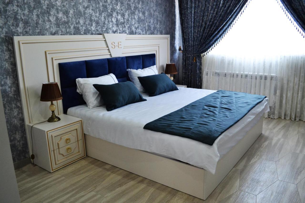 Supreme Hotel Baku Exterior photo